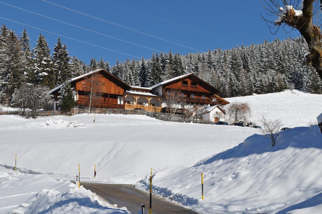 Hotel Kompatscherhof Luson Exterior photo