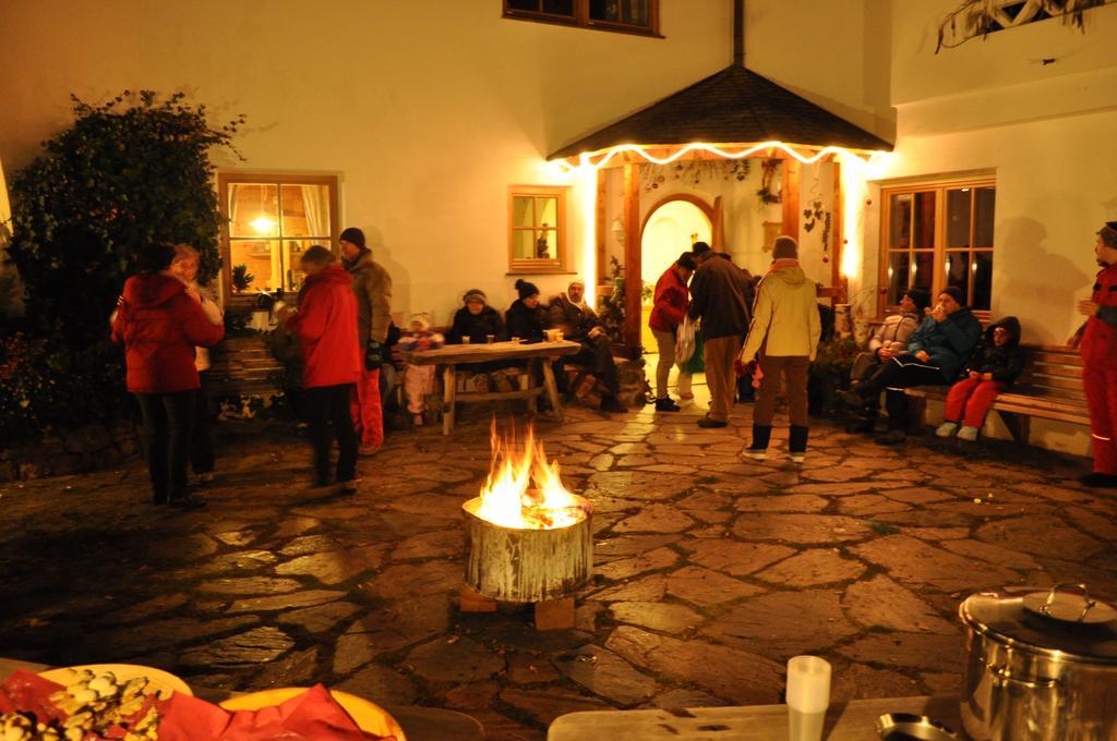 Hotel Kompatscherhof Luson Exterior photo